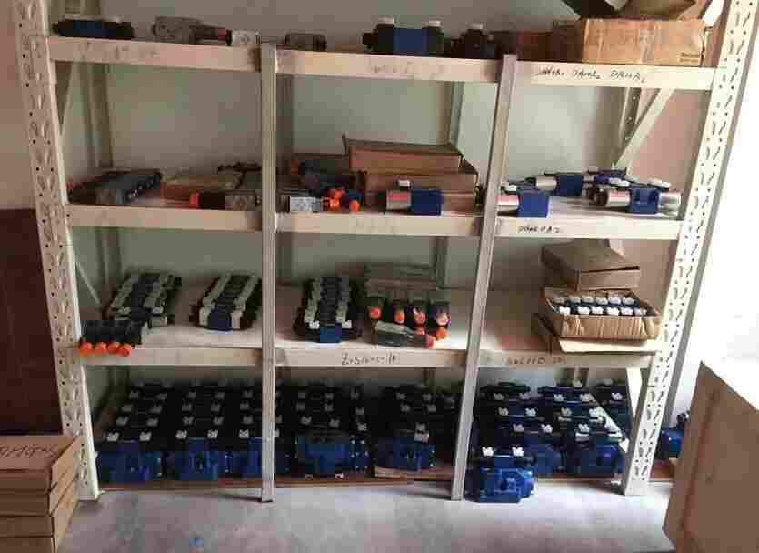 4WRZE32W9-520-7X/6EG24N9ETK31/A1D3VRexroth比例阀现货