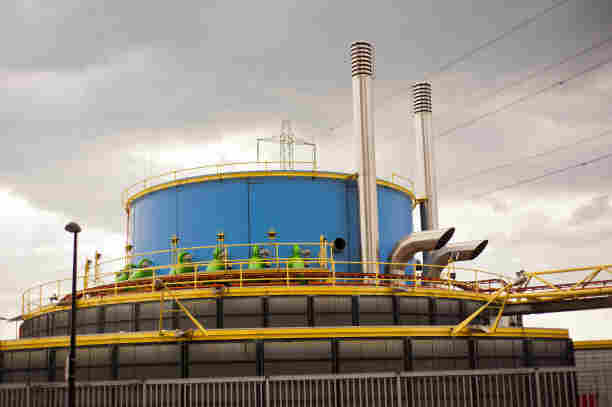 换个角度看防腐-西安外冷气综合回收塔防腐公司-高质量格优服务