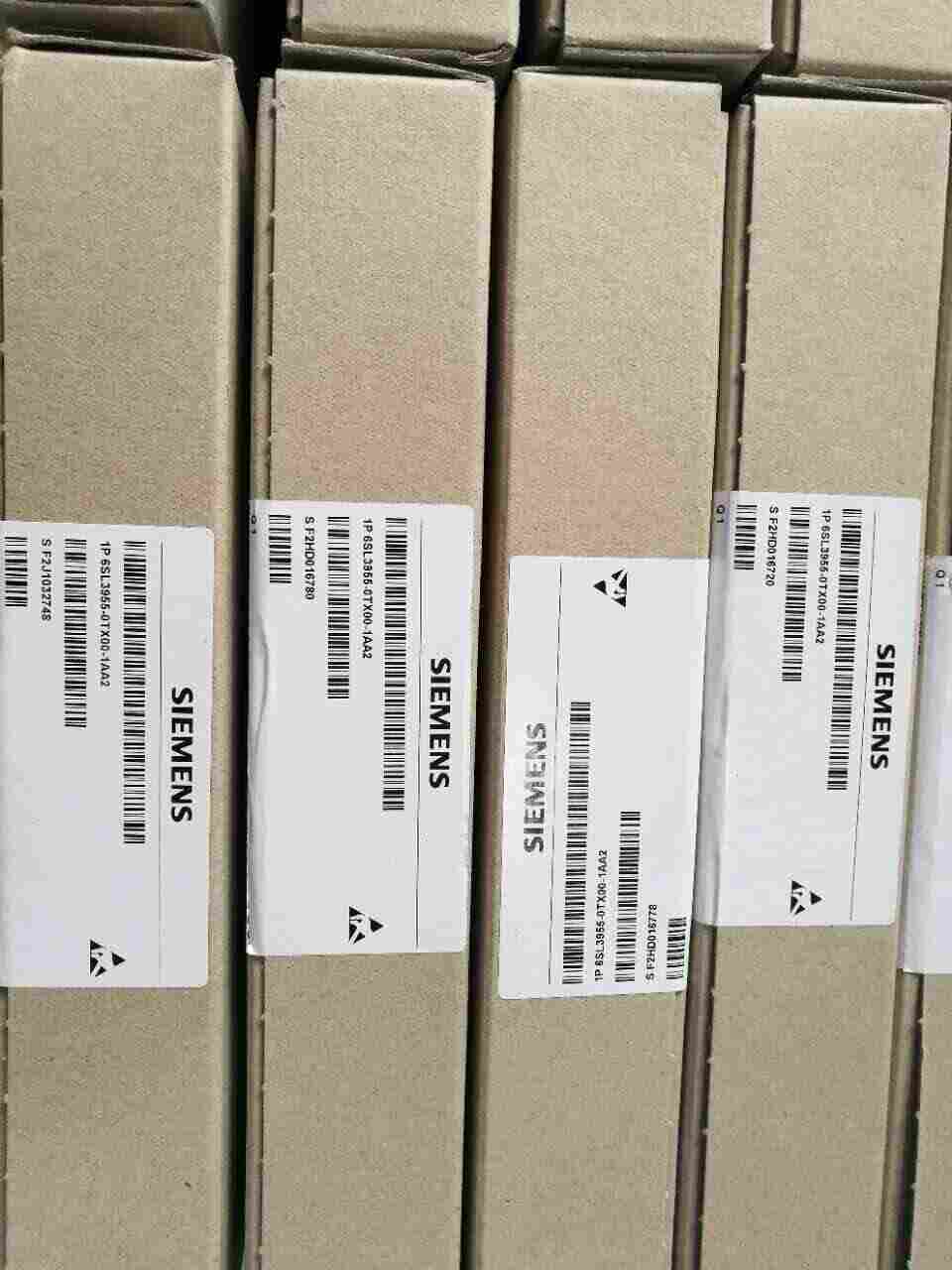 西门子S120控制器模块6SL3210-1SE23-8AA0代理商