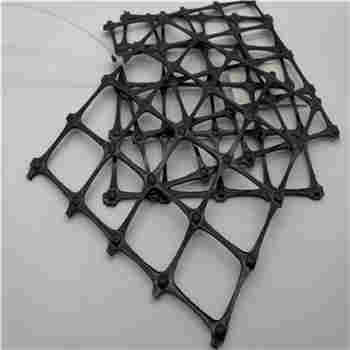 单向塑料格栅厂家供应——泰安百达集团公司现货销售