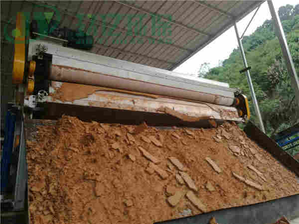 广州砂场泥浆压泥设备的选购方法