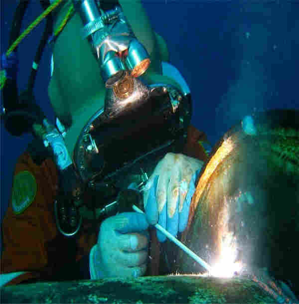 固原市--(水下公司公司取水头水下探摸)