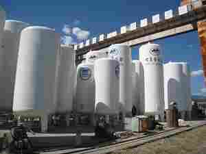 低温容器低温拉伸-低温冲击检测机构