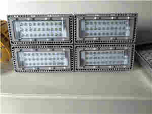 LED防震投光灯LFP9200-L100W