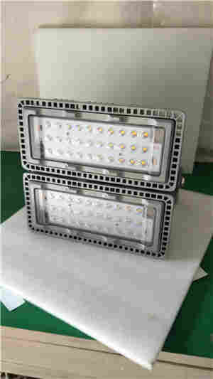 LED防震投光灯KRS5029E KRS5029E