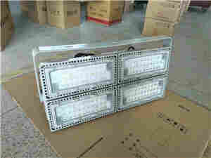 LED防震投光灯LFP9200-L100W