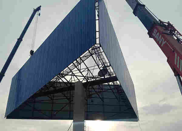 硚口区单立柱制作厂家--高炮制造