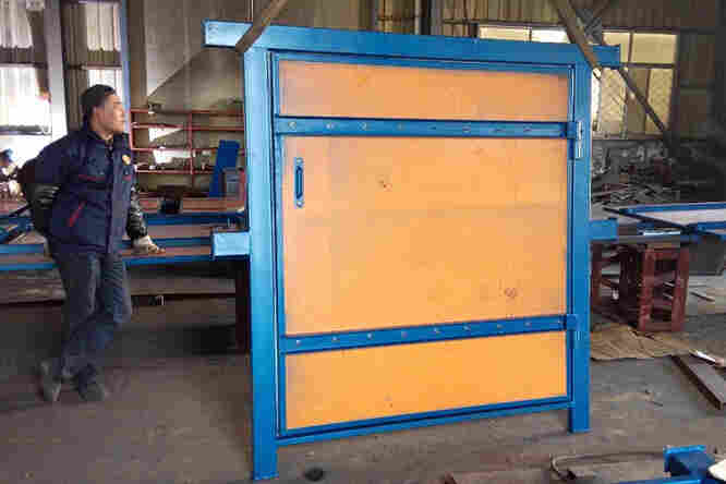  高强度覆膜竹胶板矿用风门性能特点说明