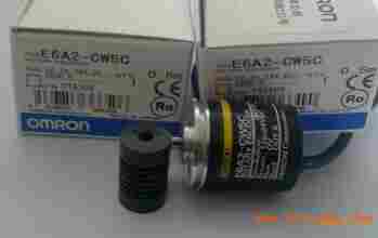 欧姆龙编码器E6H-CWZ5B 2500P/R