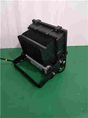 LED强光灯GS7203-L50W-200W