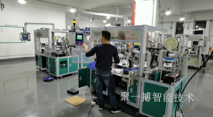 深圳多功能螺丝机自动锁散热片设备