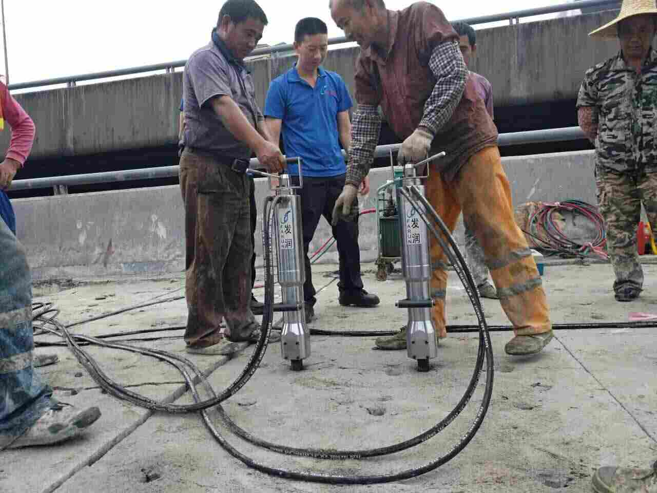 国内岩石液压劈裂棒生产厂家联系方式