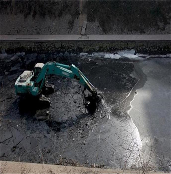 文山州板框式压滤脱水工程单位-机器人清淤作业