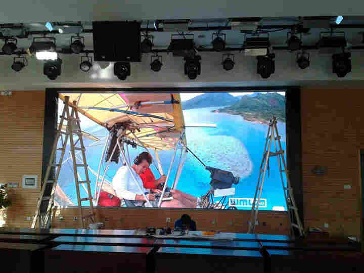 大厅P3国星封装LED全彩屏幕全包价格