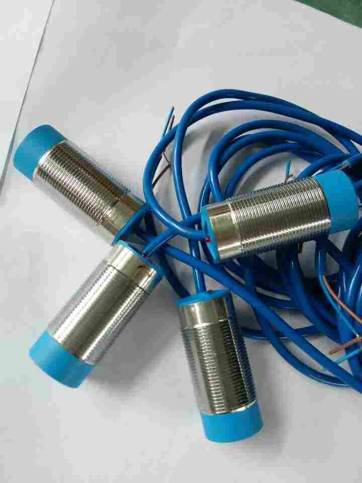 接近开关AY1-Q0808NA1 AC220V 接近传感器