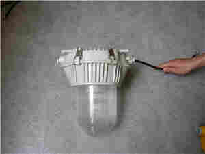 防眩平台灯NFC9131