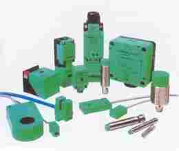 接近开关NBN40-U4-A2-V1 10-30VDC 接近传感器