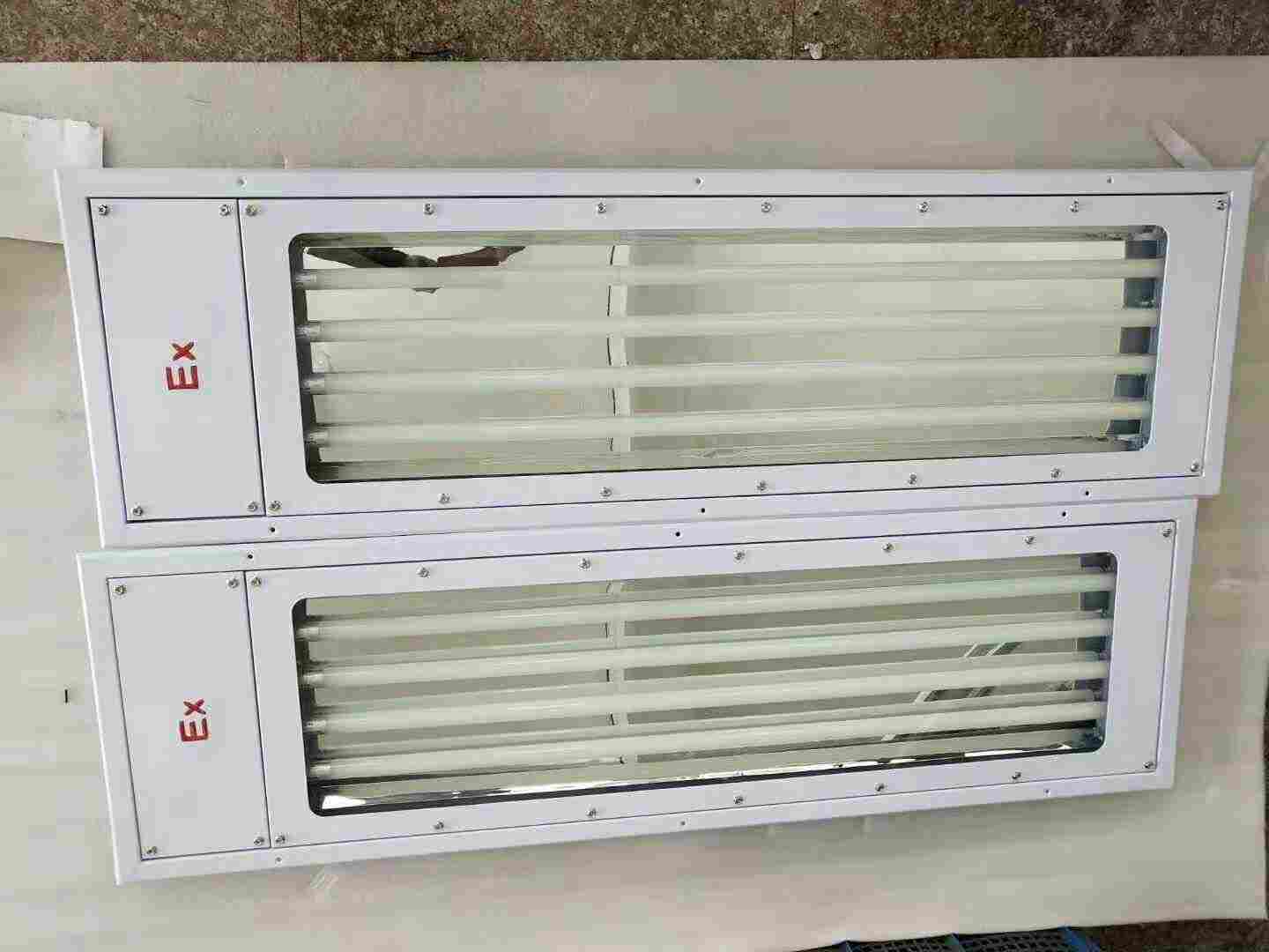 600*600嵌入式T5/T8防爆格栅灯