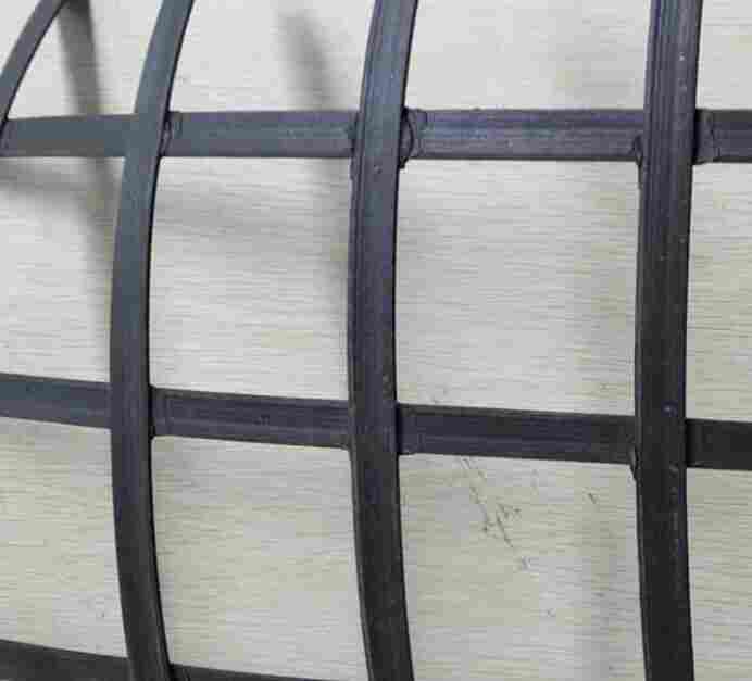 格栅 云南红河屏边钢塑塑钢格栅 钢塑塑钢格栅厂家价格有限公司