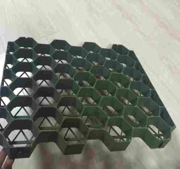 墨江县鱼塘乡植草格停车场植草格