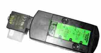 美国原装SCG551A001MS电磁阀 做含税价