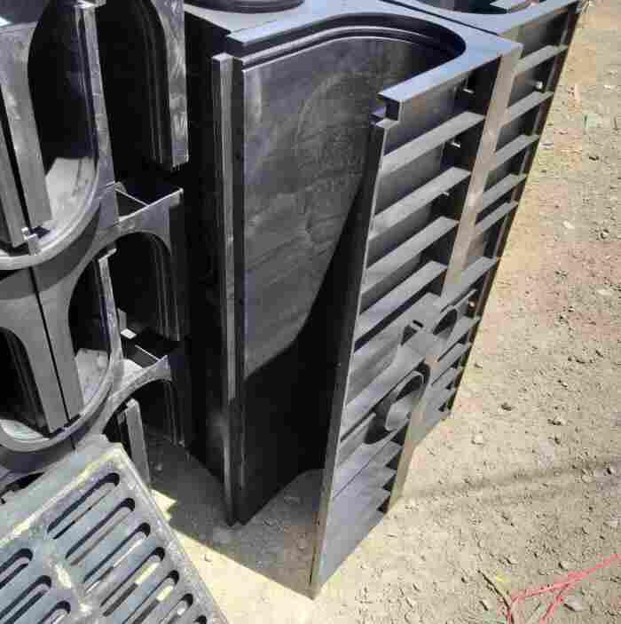 鹤庆县松桂镇U型线性排水沟—塑料成品排水沟鹤庆县松桂镇HDPE线性排水沟