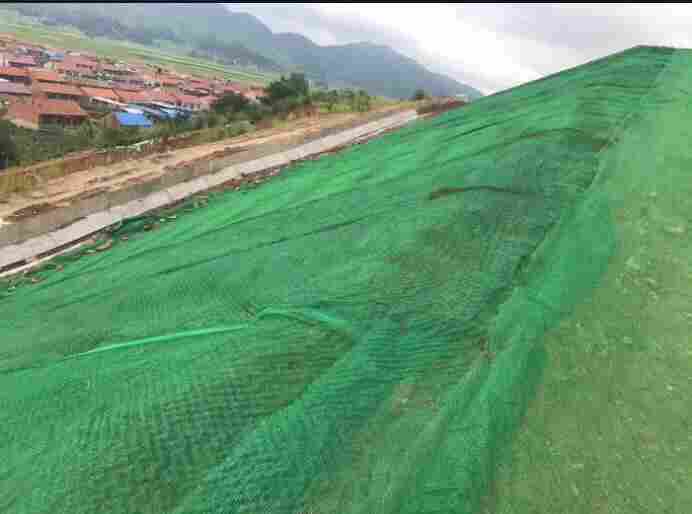 峨山县甸中镇三维植被网-植被护坡土工网峨山县甸中镇三维植被网