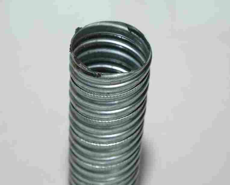 陇川县章凤镇金属波纹管、、桥梁预应力金属波纹管陇川县章凤镇桥梁预应力金属波纹管