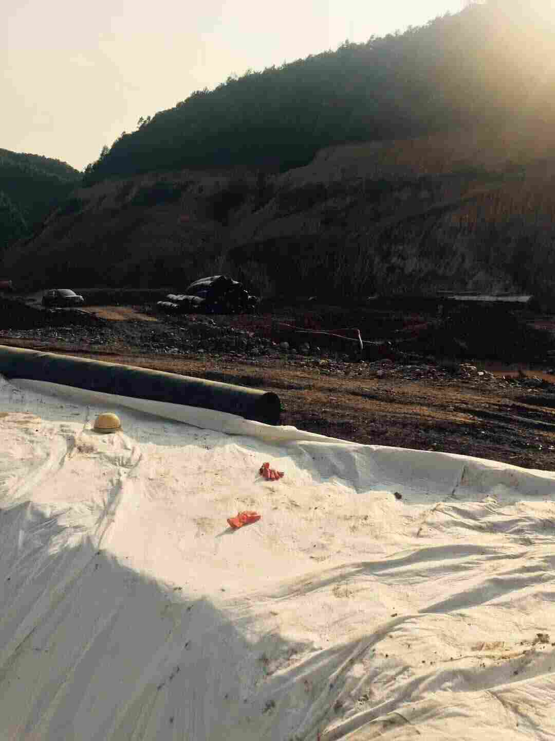 会泽县鲁纳乡土工布 养护土工布会泽县鲁纳乡土工布 白色防渗土工布