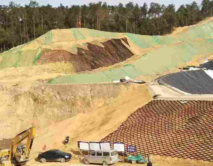绿春县半坡乡土工格室—HDPE高强土工格室绿春县半坡乡—蜂窝焊接土工格室绿春县半坡乡