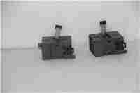 A-B  2711PT12C15D2  包邮