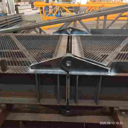 塔吊桁架塔身钢结构焊缝-磁粉探伤