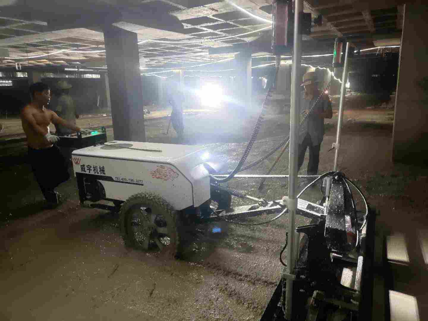 1599012580703503.jpg 手扶小型整平机 激光型找平机