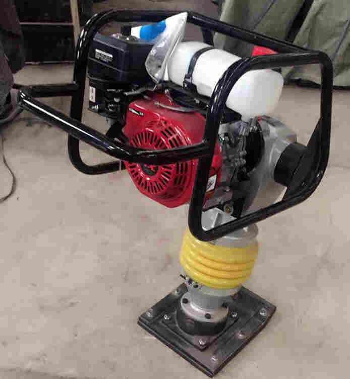 汽油冲击夯路面立式打夯机