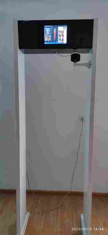 1602488597624978.jpg 门式测温仪他不需要他不需要安装