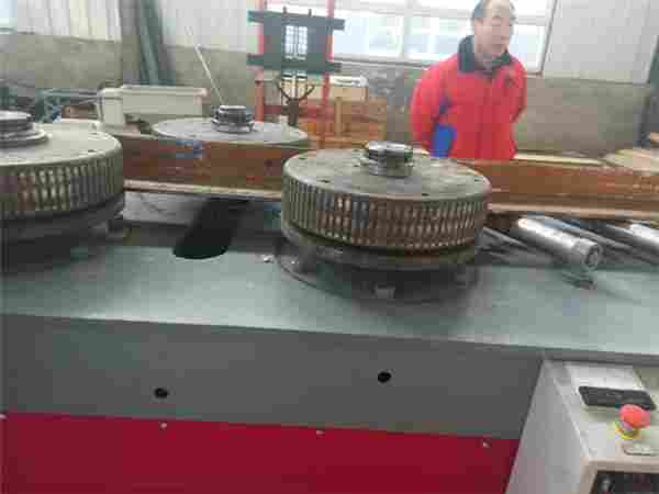 50x50角铁冷弯机