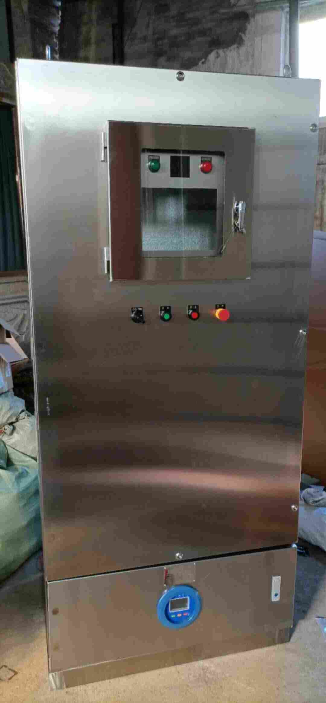 西安飛越煤化工場所用防爆正壓柜