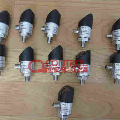 PSD-4德国威卡WIKA数显压力开关PSD-30开关量输出控制泵启停