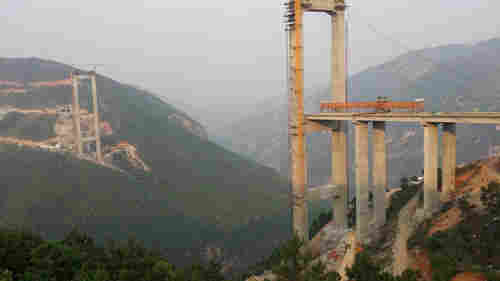  TH402-Wireless型无线管道注浆密实度无损检测仪实现对北盘江大桥桥梁预应力混凝土梁的孔道灌浆密实度测试