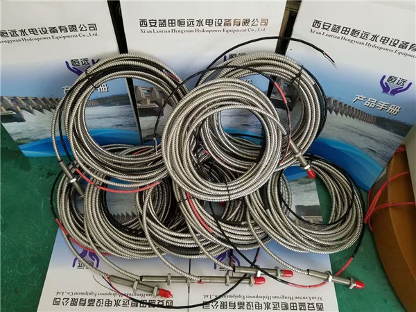 重庆市油混水信号器WIOM350S-L200-0-1-1-1-DL/T1107接线实物图
