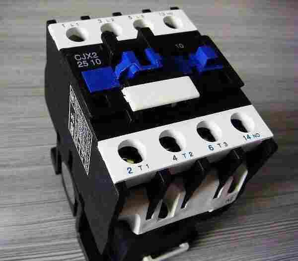 肇庆市正泰开关经销处