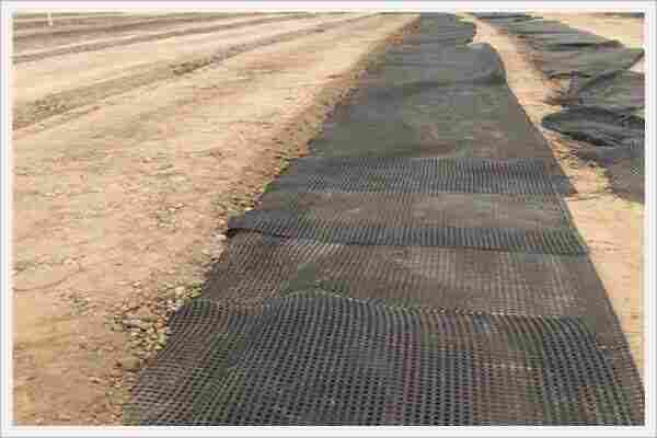 欢迎:商丘土工格栅—土工集团欢迎莅临