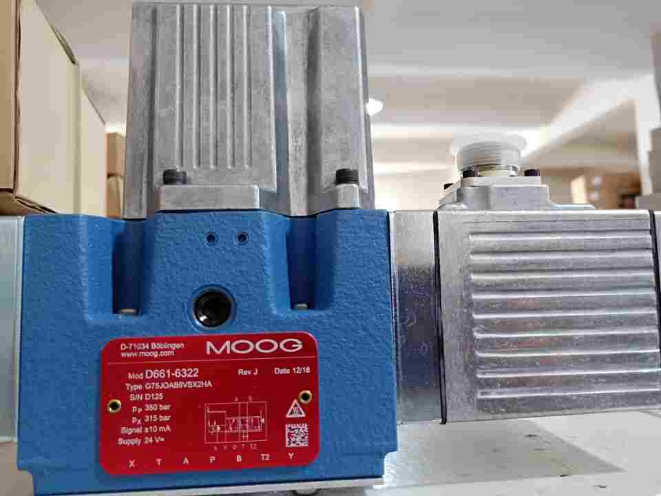 D661-4651 G35J0AA6VSX2HA   MOOG 伺服阀  现货