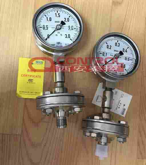 232.30.063德国威卡安全型油压隔膜压力表 990.10