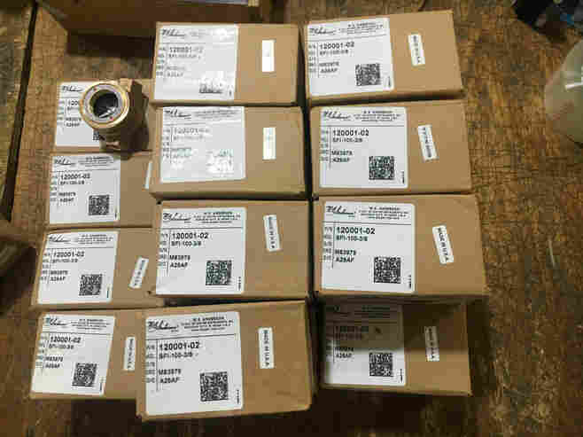 DWYER    SFI-400CI-1-1/4