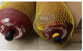 1617096520411907.png 立式安装的HYDAC贺德克皮囊式蓄能器 SB330-4A1/112A9-330D