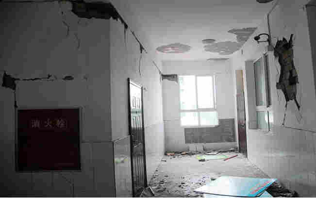 松山区旧厂房加固维修--松山区加固公司