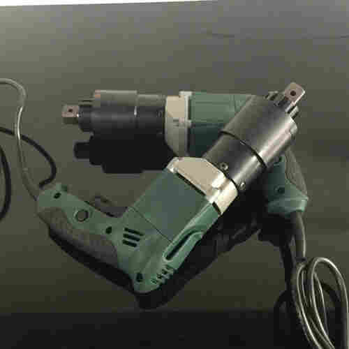 50-3500N.m装配铁塔螺栓的电动定扭力扳手