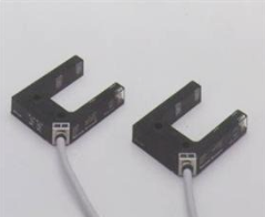 应用特点原装AZBIL山武HPJ-T21光电开关