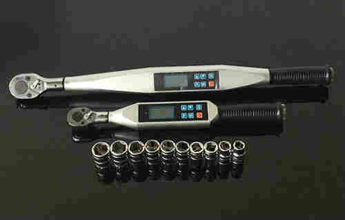 20-100N.m数显扭力扳手厂家